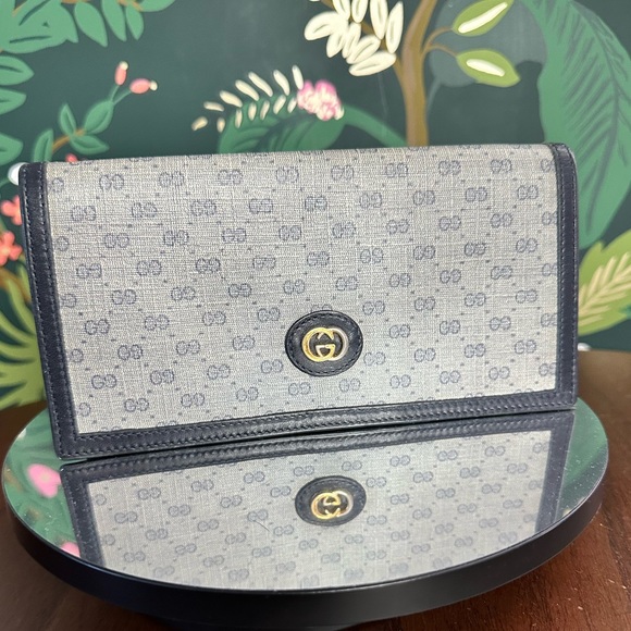 Gucci NAVY GG Supreme Vintage Canvas and Leather Bifold Wallet ๐๐ - Picture 2 of 13